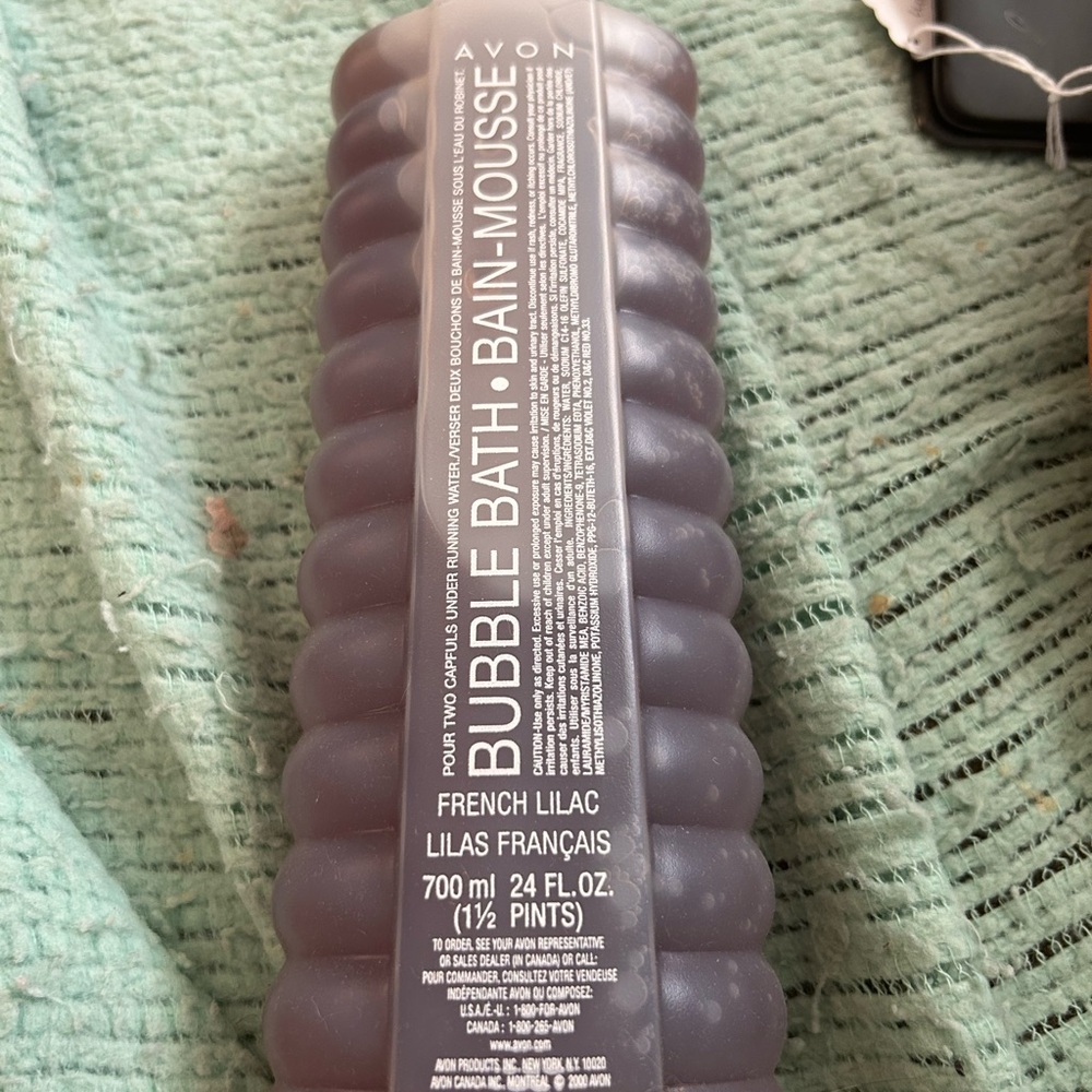 Vintage AVON French Lilac  Bubble Bath 24 oz. NEW Sealed RARE